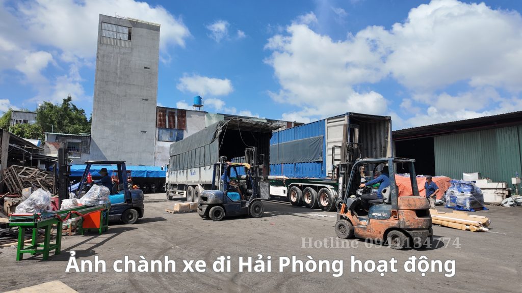 Ảnh hoạt động tại chành xe