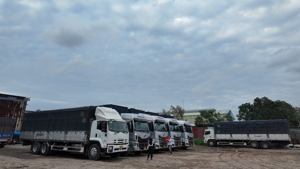Các loại xe tải chở hàng đi Quảng Ninh từ Cà Mau