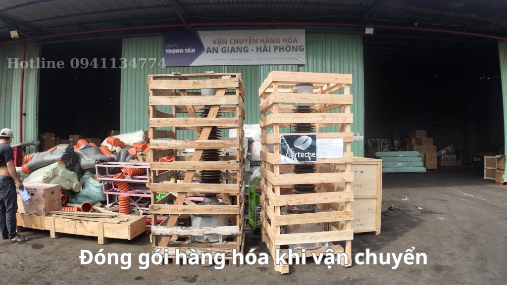 Đóng gói hàng hóa khi vận chuyển đi Hải Phòng