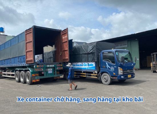 Xe container giao hàng