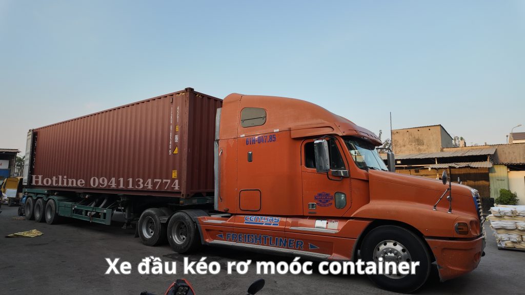 Xe đầu kéo container