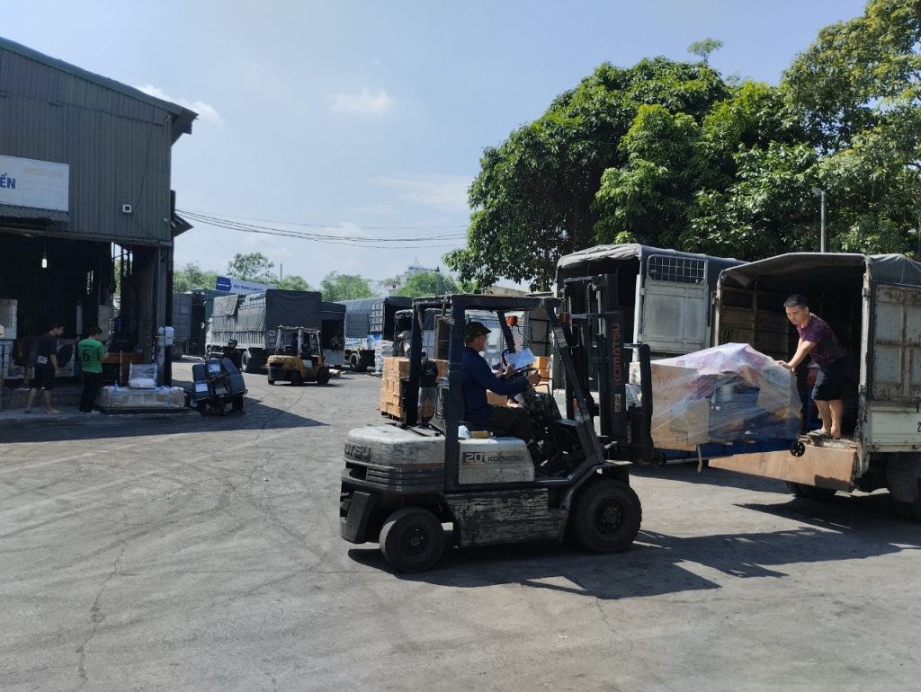 Chành xe Tiền Giang đi Hà Nội