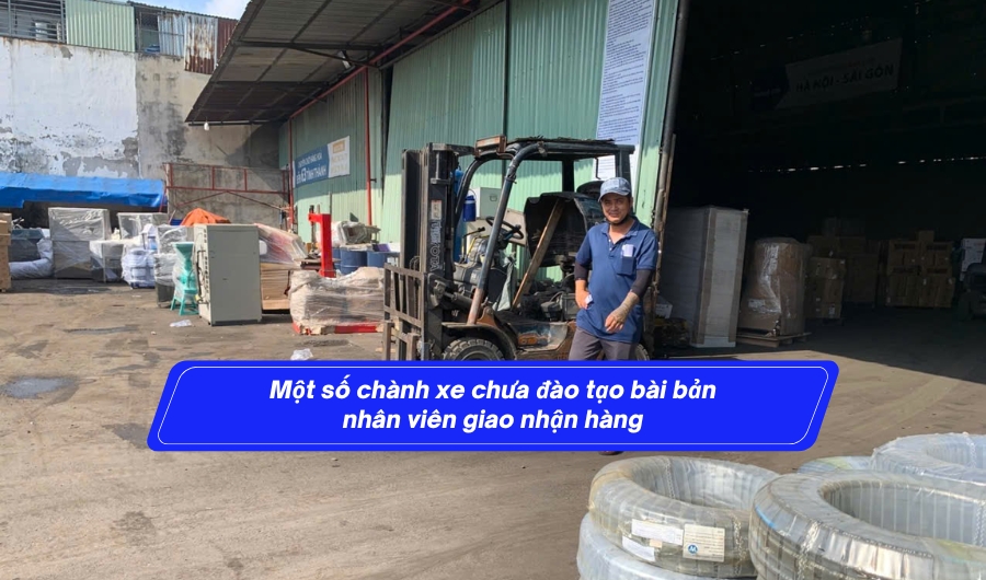Một số chành xe chưa đào tạo bài bản nhân viên giao nhận hàng