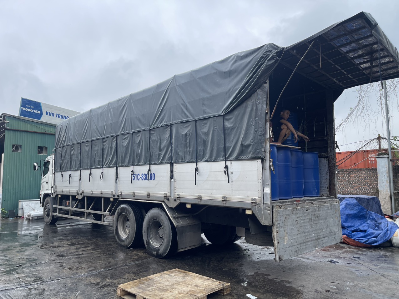 Chành xe Long An đi Quảng Bình