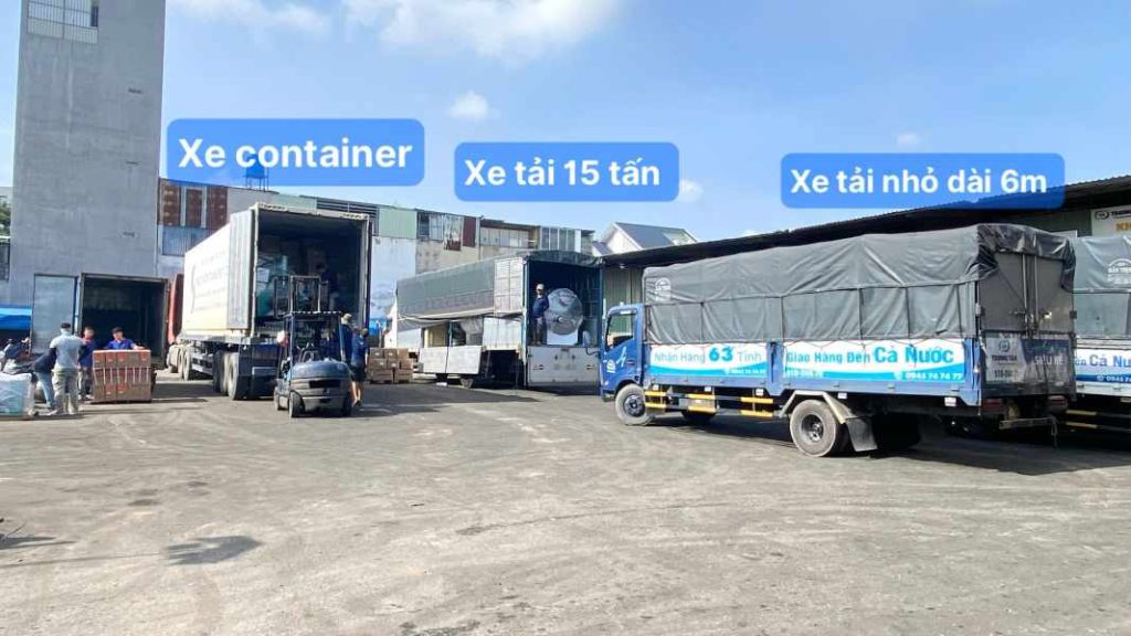 Nhiều loại xe chở hàng đến Sóc Trăng