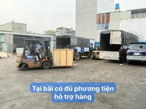 Tại Bãi có đủ phương tiện hỗ trợ