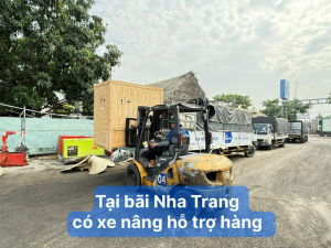 Tại Bãi Nha Trang Có Xe nâng Hỗ Trợ Hàng
