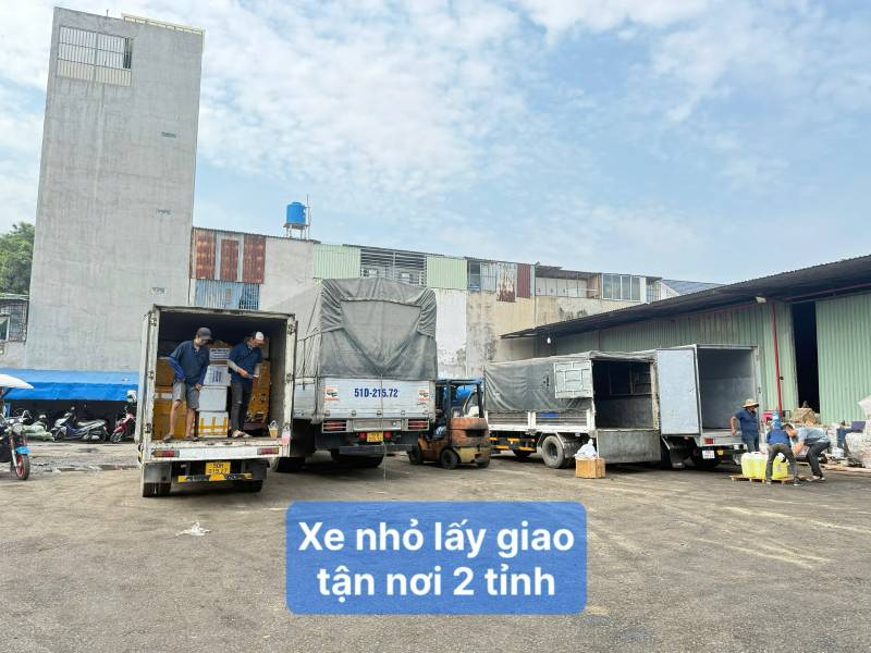 Xe nhỏ lấy hàng tận nơi 2 tỉnh