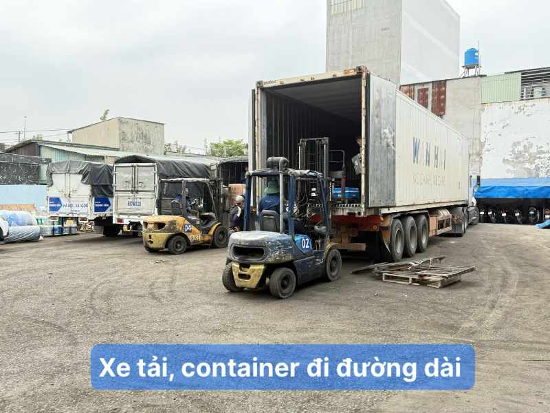 Xe tải xe container đi đường dài