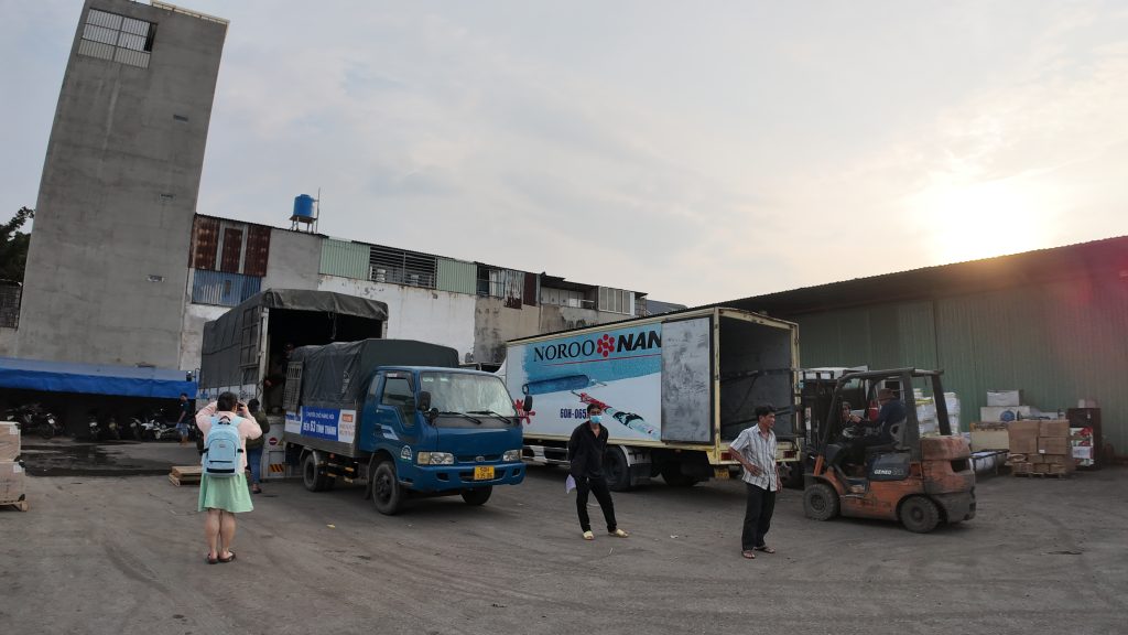 Ảnh hoạt động tại kho chành xe Vĩnh Long đi Hải An