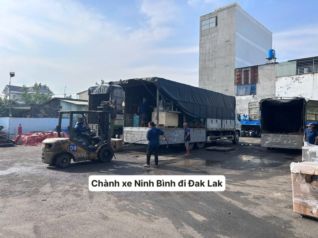 Chành xe Ninh Bình đi Đak Lak