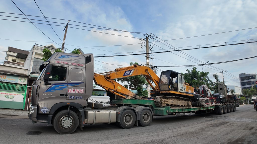 Nhận hàng nguyên xe, hàng siêu trường