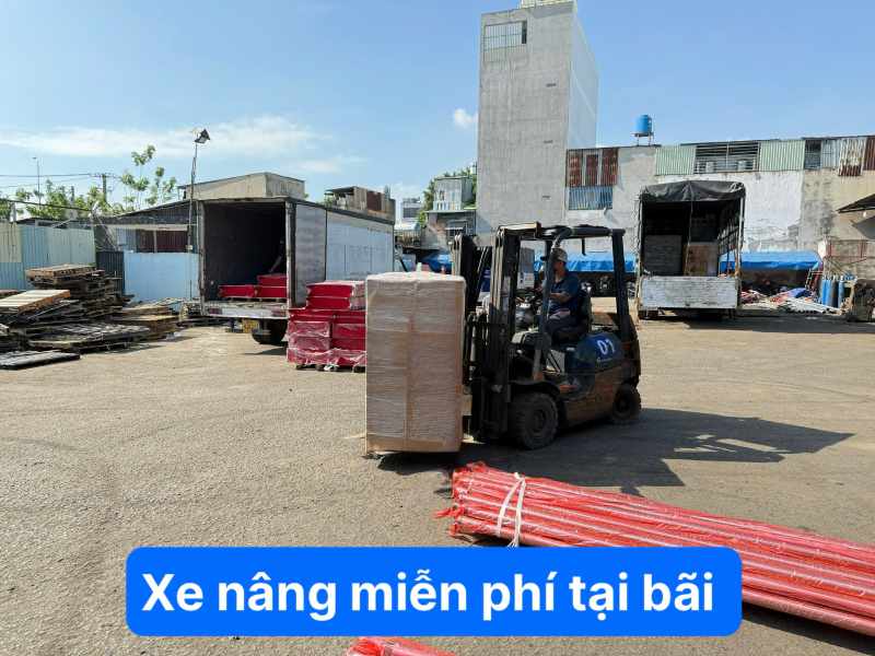 Xe Nâng miễn phí tại bãi