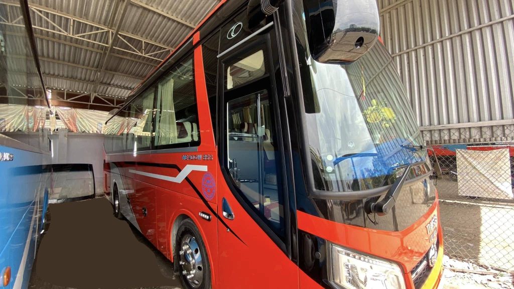 Dịch vụ vận chuyển xe khách của chành xe Quyền Nhân