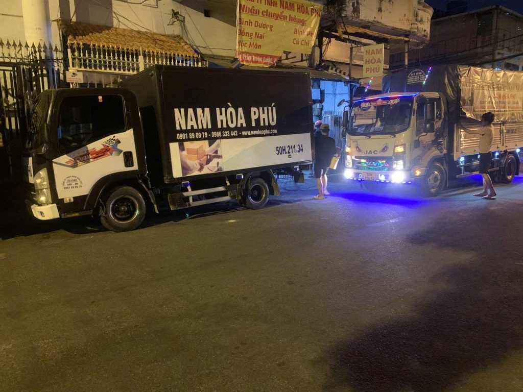 Chanh-xe-Nam-Hoa-Phu