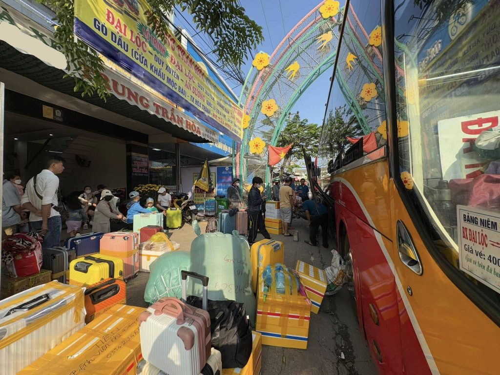 Hướng Dẫn Gửi Hàng Qua Chành Xe Trần Hòa